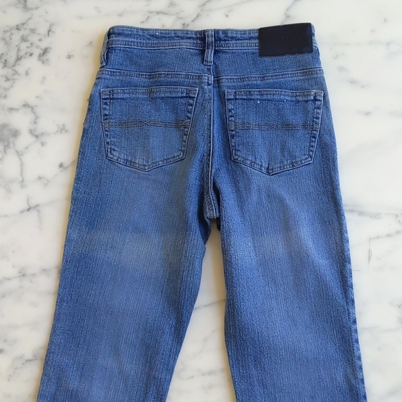 NWOT. Express Jeans Stretch Cotton and Spandex High-Waist Straight Leg Jean. - Picture 5 of 6